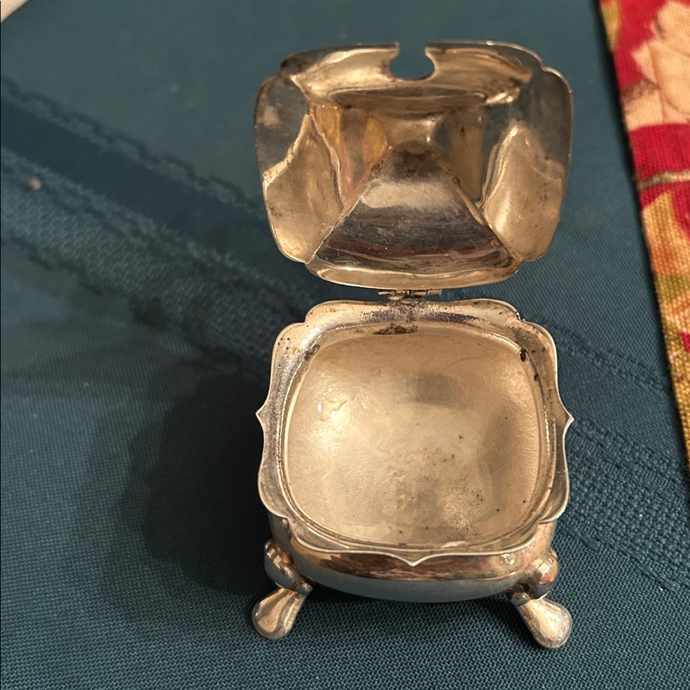 Cheltenham & Co Silver Salt Cellar with Lid- Vintage- Made in England - Picture 10 of 13